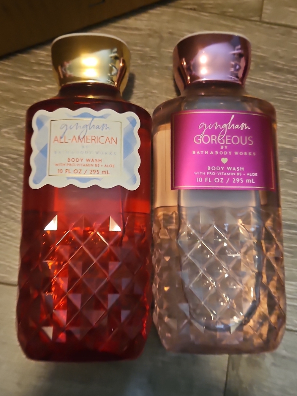Bath & Body Works Gingham All-American Body Wash And Gingham Gorgeous - Red